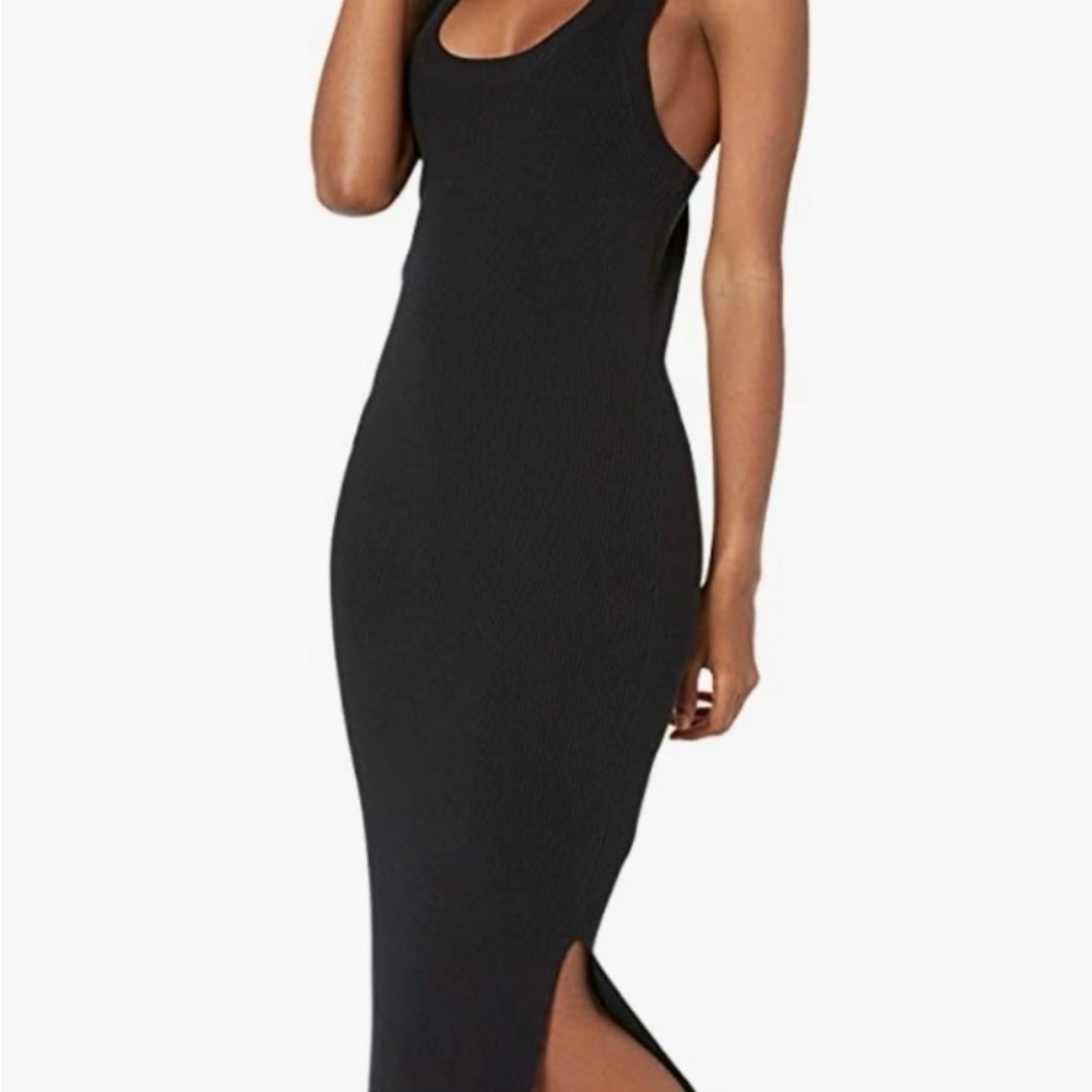The drop Black Sleeveless Midi Dress size M NWOT
